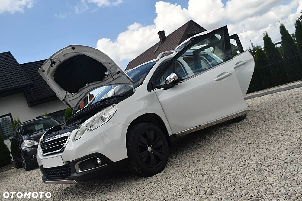 Peugeot 2008 1.6 e-HDi Allure S&S - 13