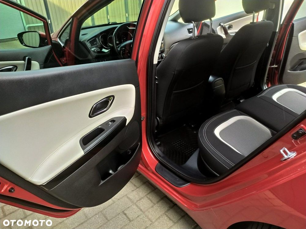 Kia Ceed 1.6 GDI Business Line - 20