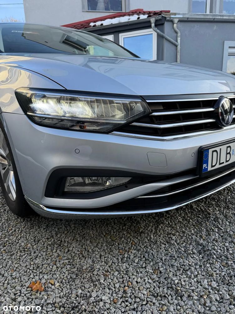 Volkswagen Passat 2.0 TDI SCR DSG - 2