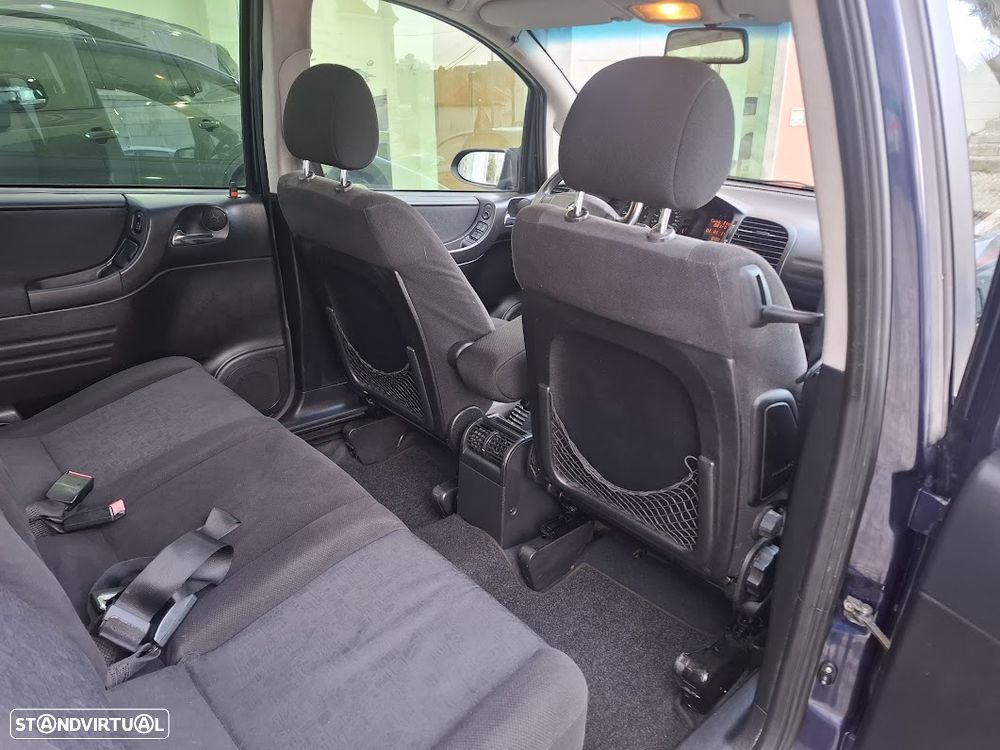 Opel Zafira 2.0 DTi Elegance - 29