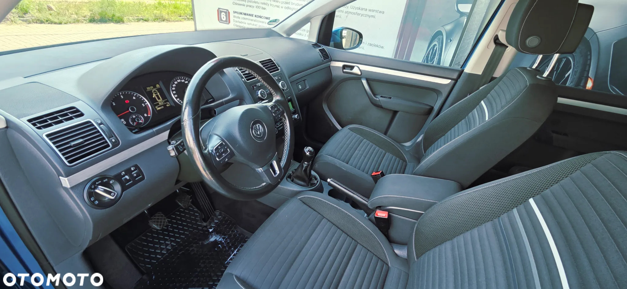 Volkswagen Touran 1.6 TDI DPF MATCH - 27