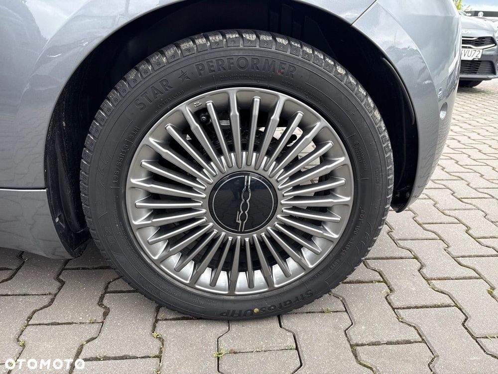 Fiat 500e - 11