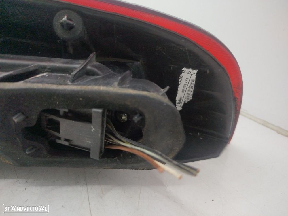 Farolim Stop Esq Opel Corsa C - 5