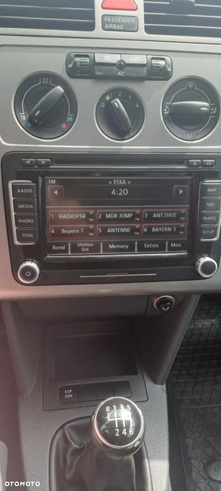 Volkswagen Touran 2.0 TDI DPF Life - 8