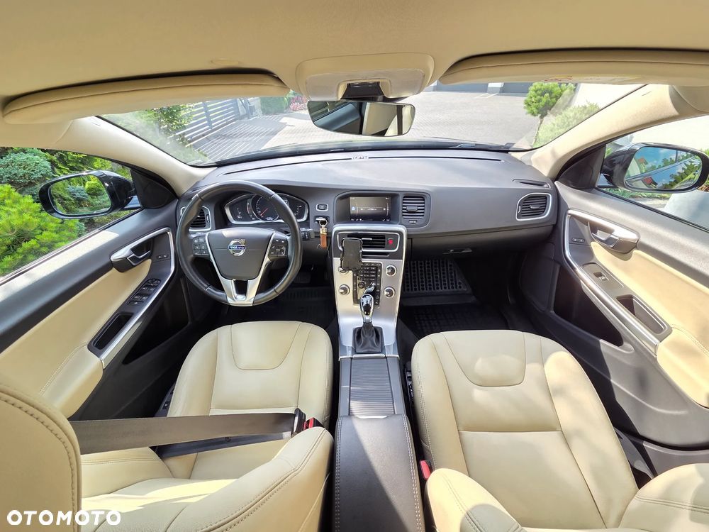 Volvo S60 Cross Country T5 AWD Summum - 4