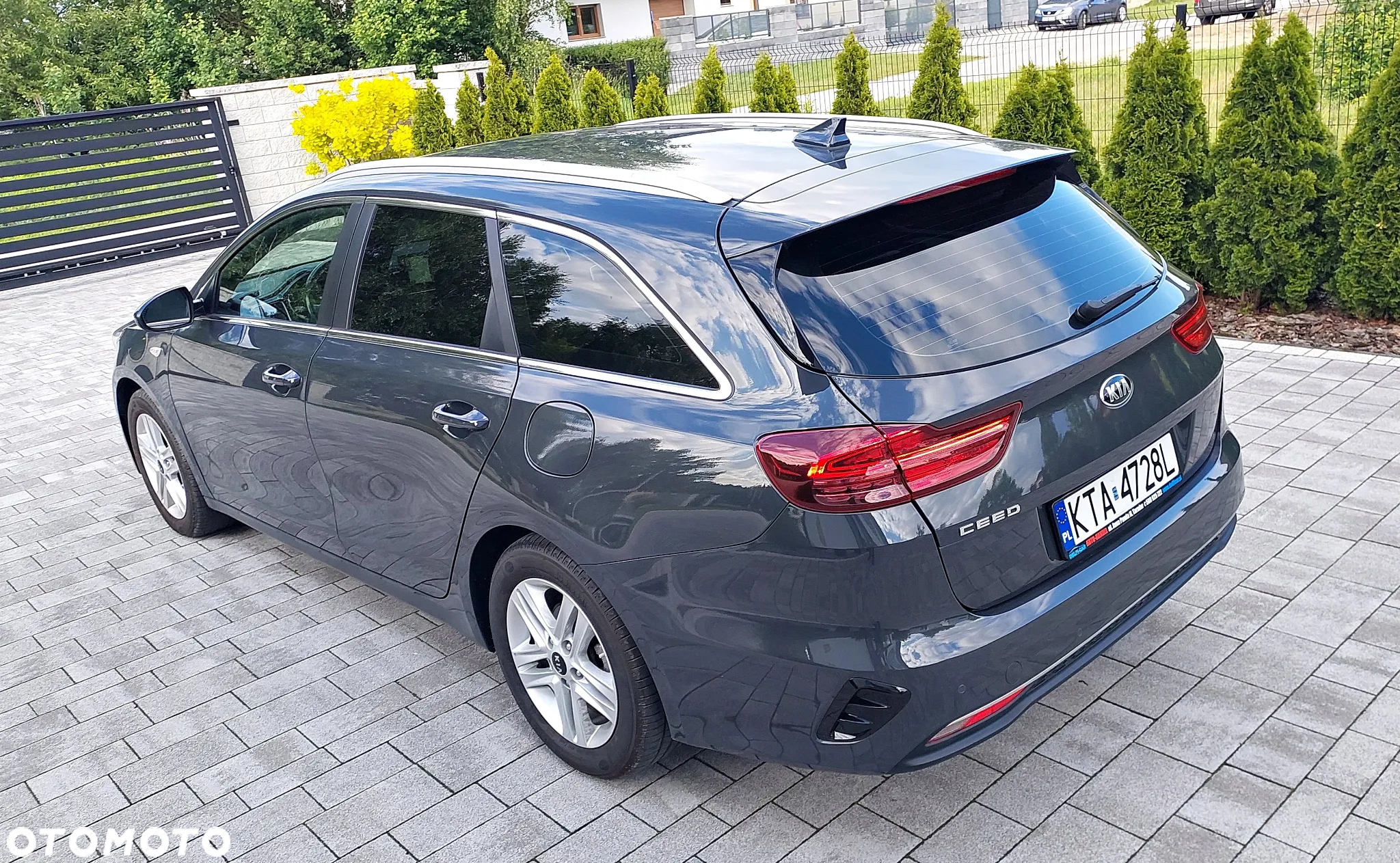 Kia Ceed 1.4 T-GDI L Business Line Plus - 9