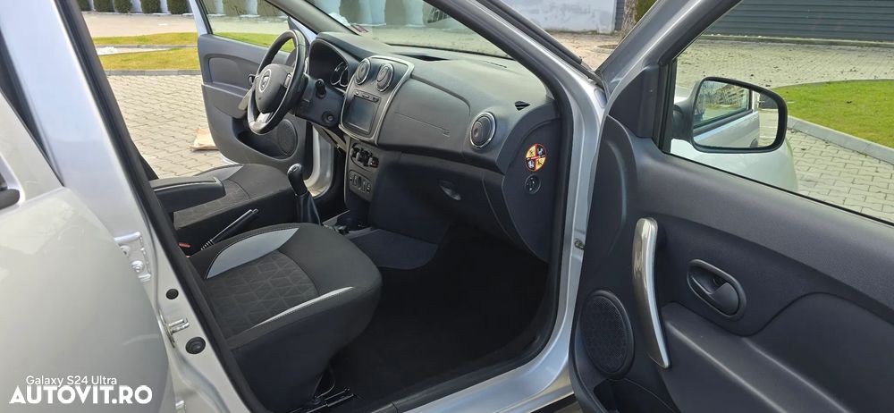 Dacia Sandero TCe 90 Celebration - 6
