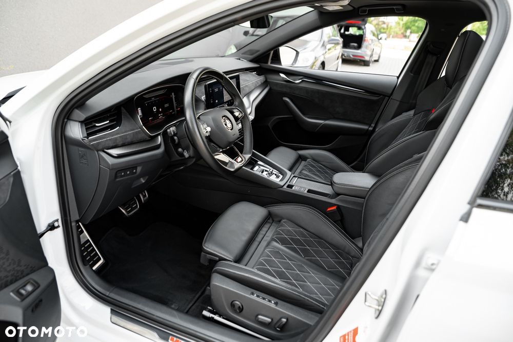 Skoda Octavia 2.0 TDI 4x4 RS DSG - 17
