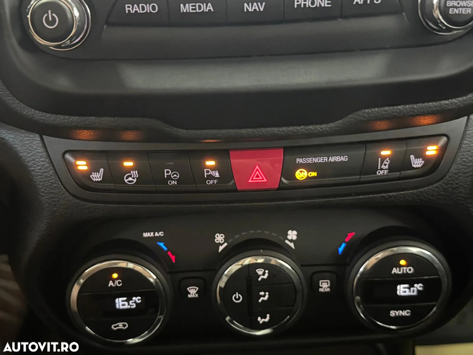 Jeep Renegade 2.0 M-Jet 4x4 Limited - 26
