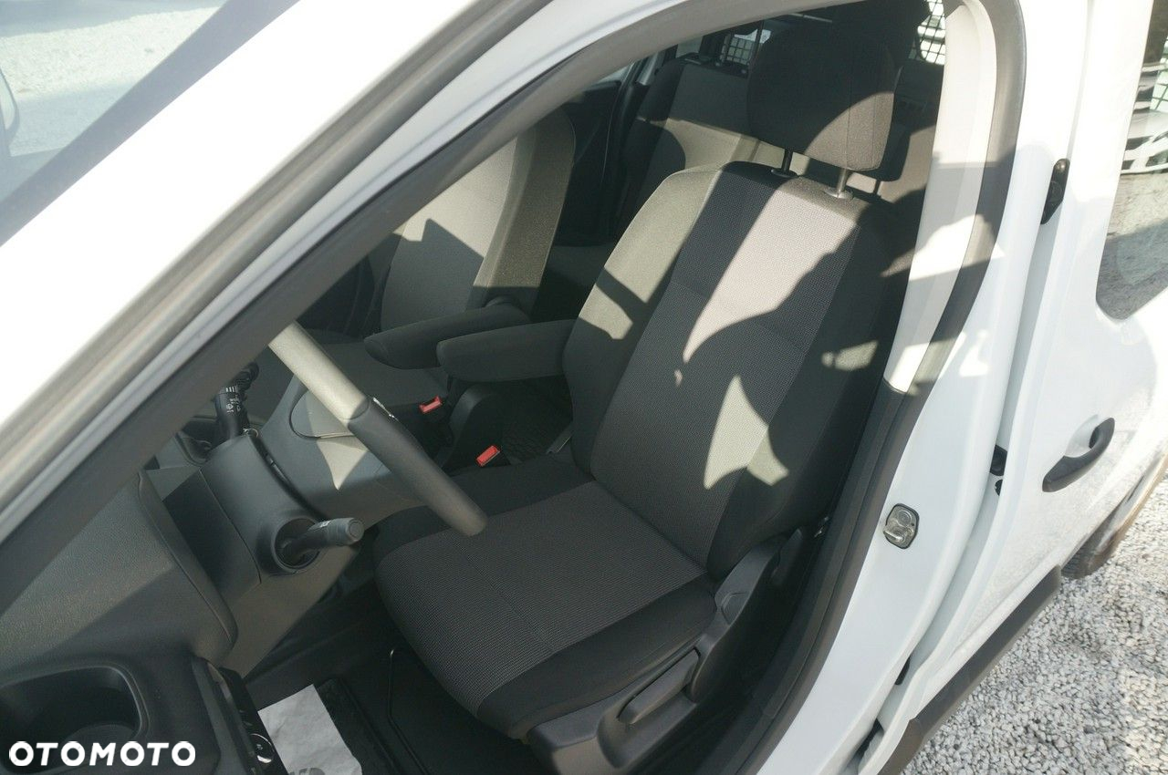 Opel Combo Cargo XL 1.5 CDTI S&S 2,4t (bryg.) - 24