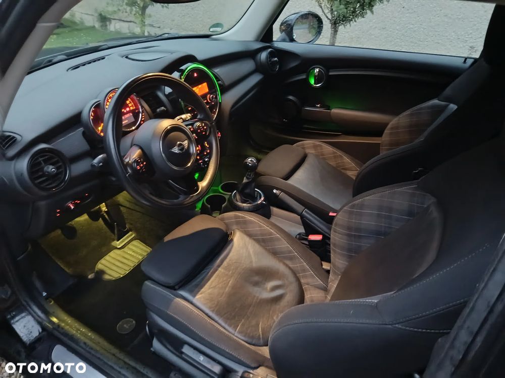 MINI Cooper Seven Chili - 11