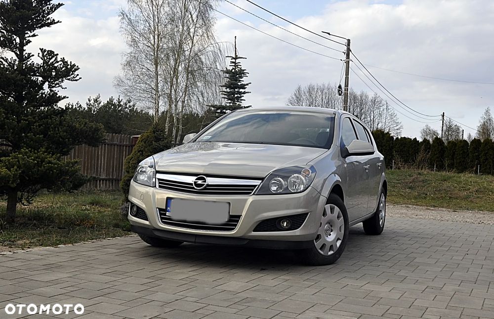 Opel Astra 1.4 Enjoy - 1