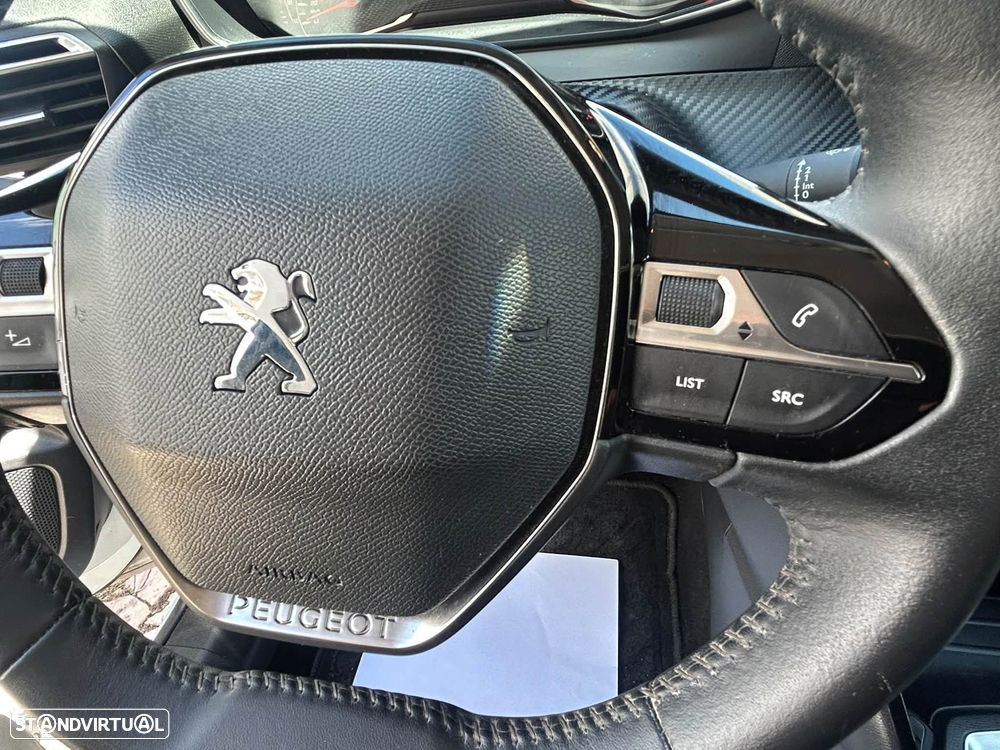 Peugeot 208 1.2 PureTech GT Line - 21
