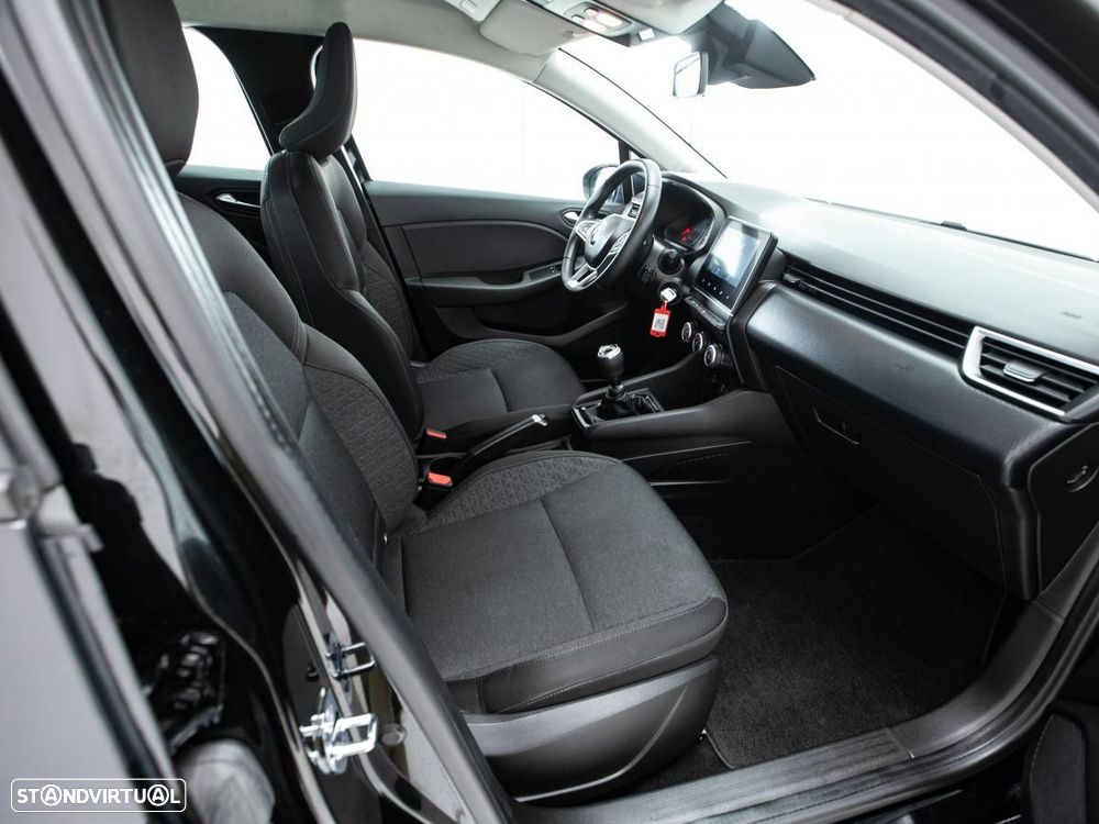 Renault Clio 1.5 Blue dCi Equilibre — fotografia 7