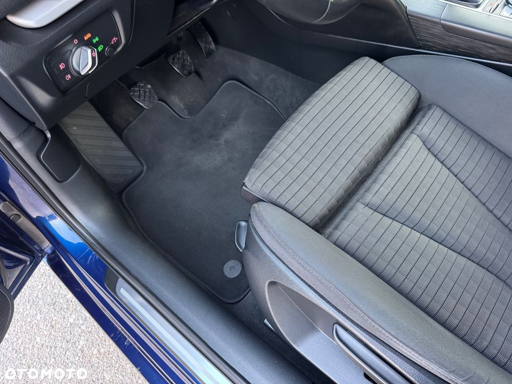 Audi A3 Sportback 1.6 TDI (clean diesel) S line Sportpaket - 31