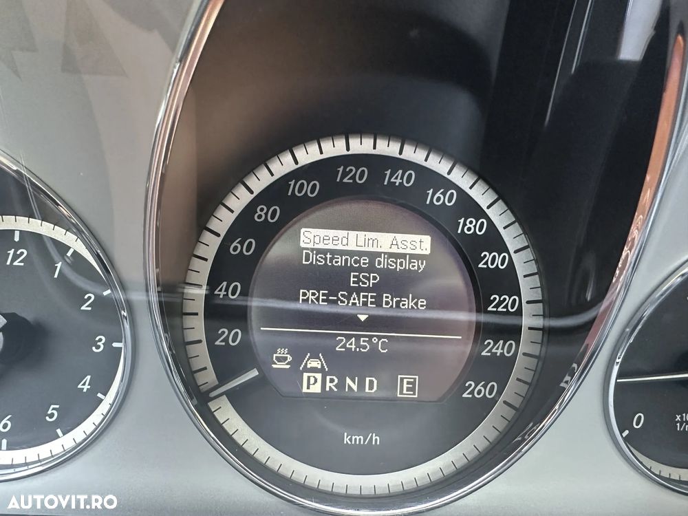 Mercedes-Benz E 250 CDI DPF BlueEFFICIENCY Automatik - 12
