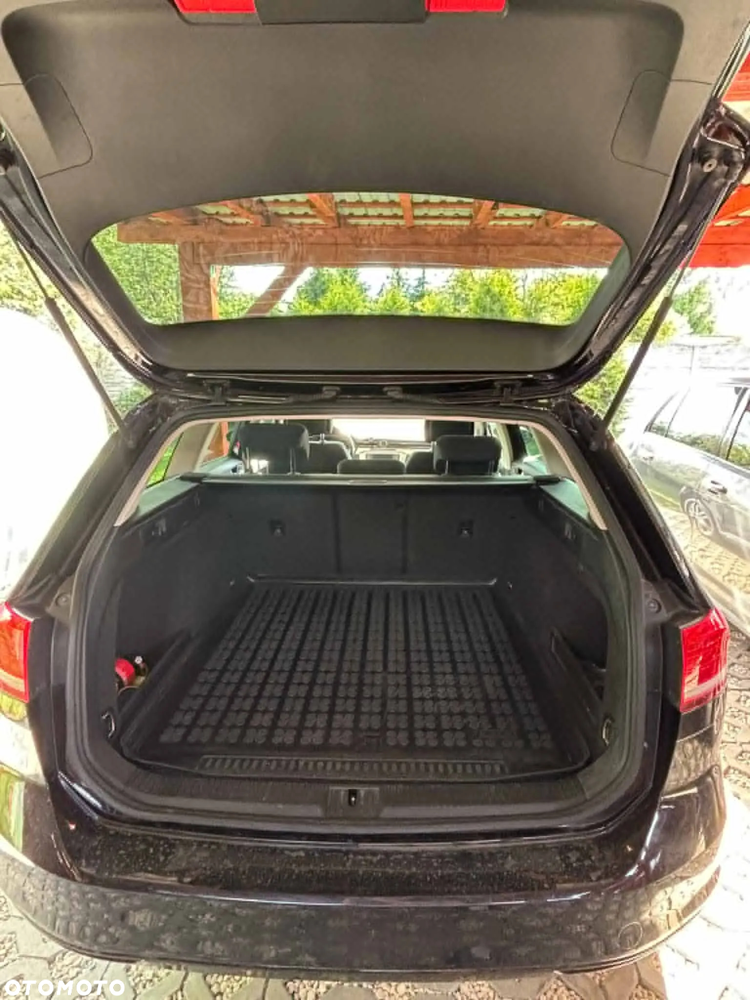 Volkswagen Passat 1.8 TSI BMT Comfortline - 25