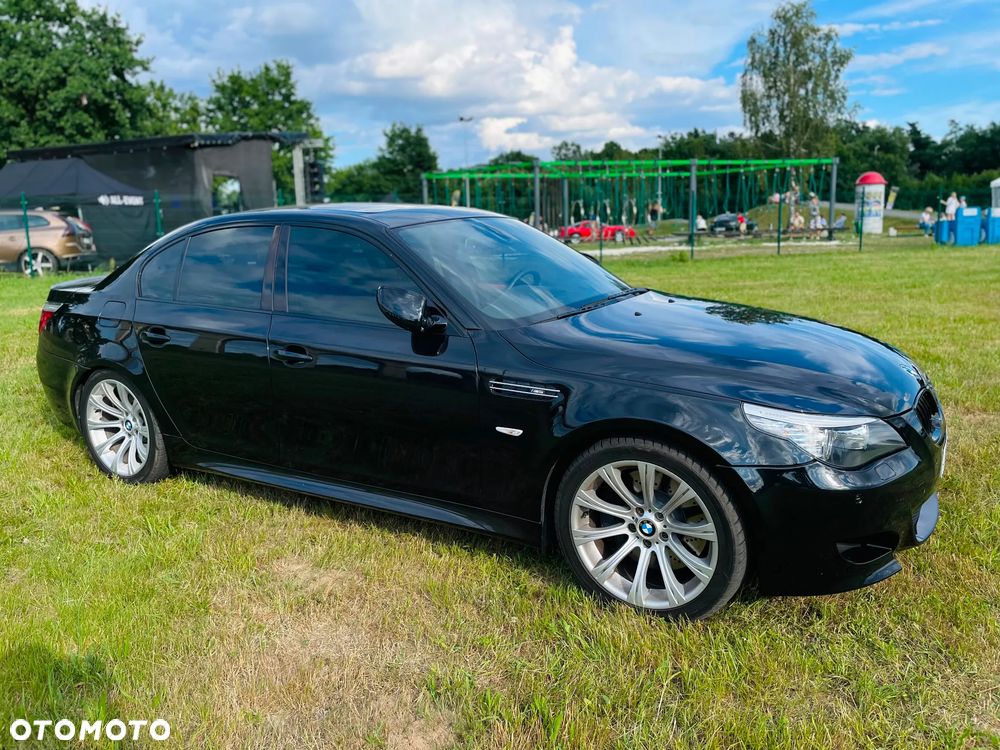 BMW M5 - 4