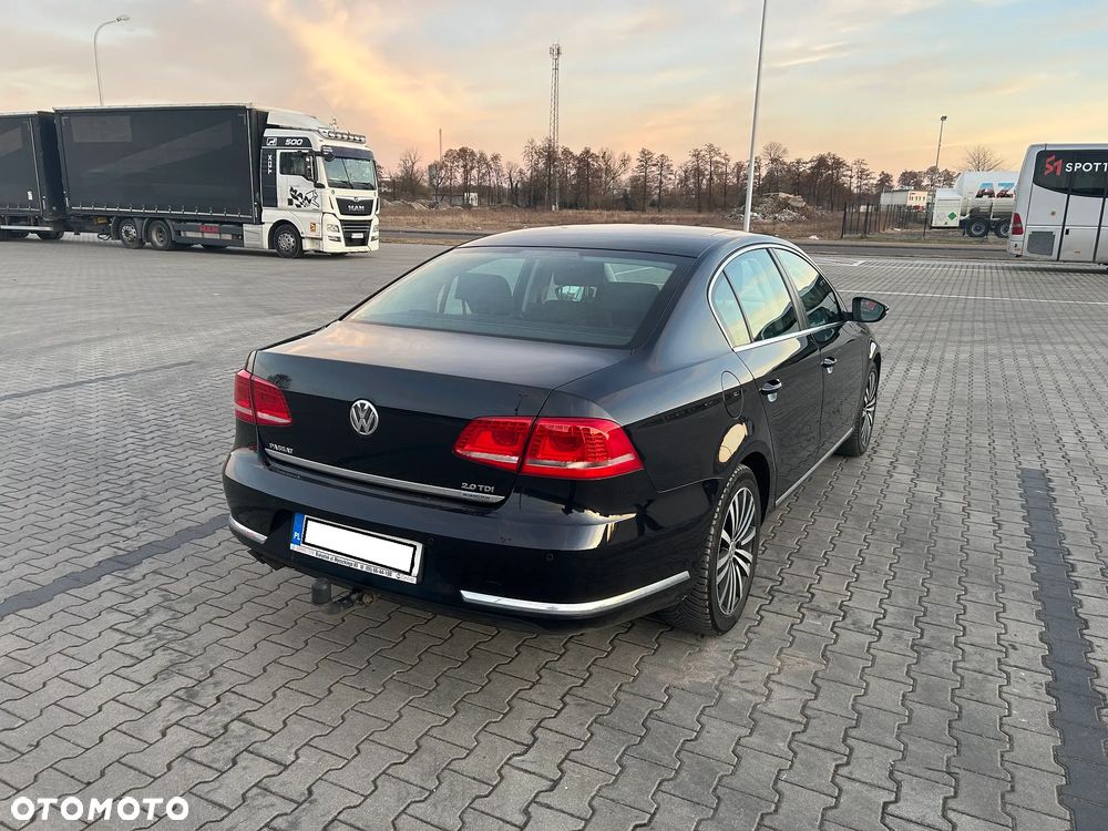 Volkswagen Passat 2.0 TDI Highline DSG - 5