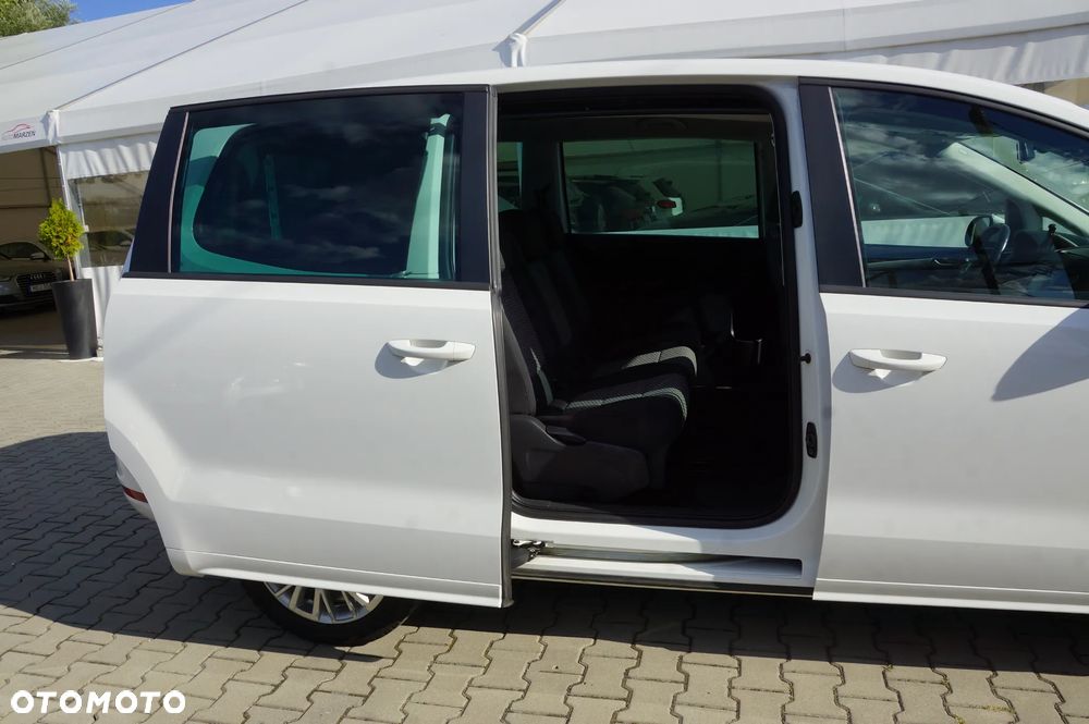 Volkswagen Sharan 2.0 TDI 4MOTION Blue Motion Life - 28