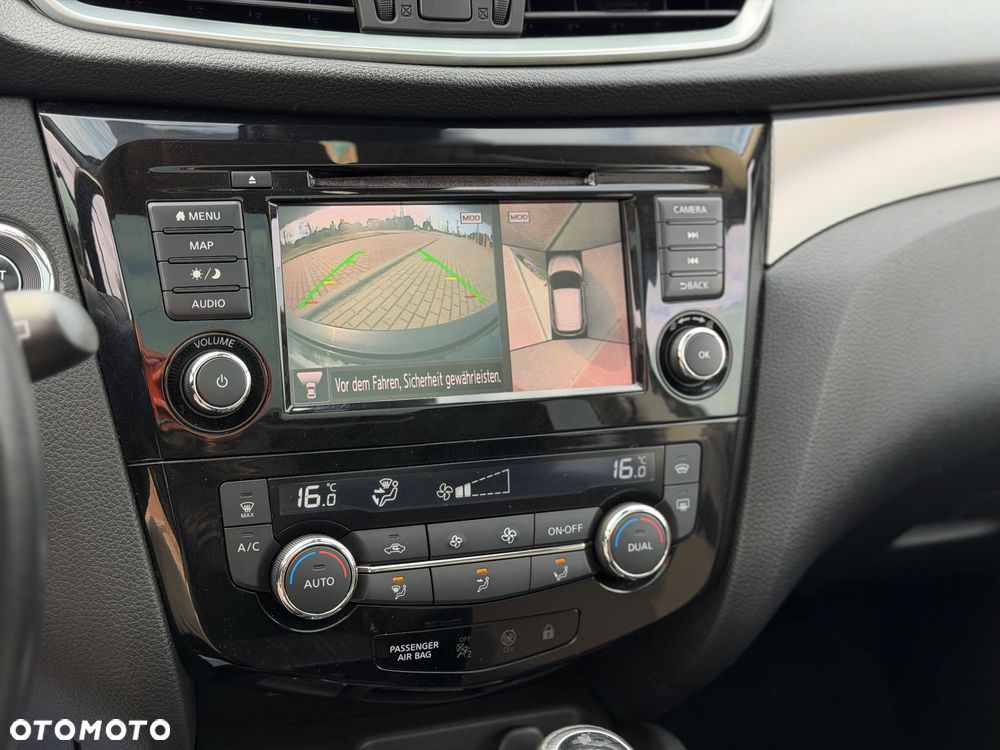 Nissan Qashqai 1.3 DIG-T N-Connecta DCT - 10