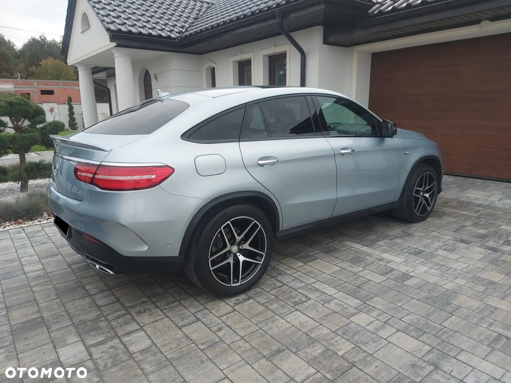 Mercedes-Benz GLE - 4