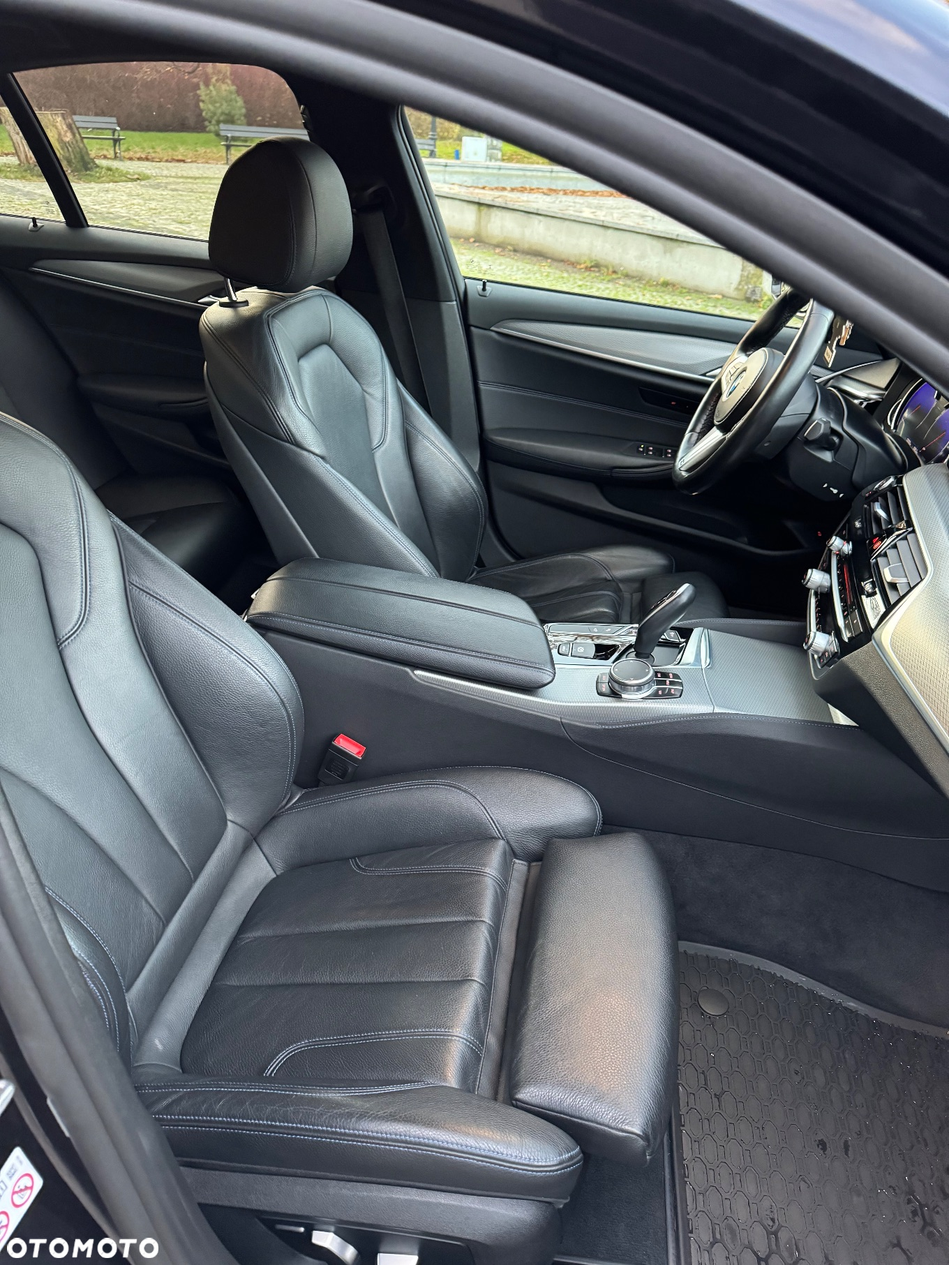 BMW Seria 5 520d Efficient Dynamics M Sport sport - 16