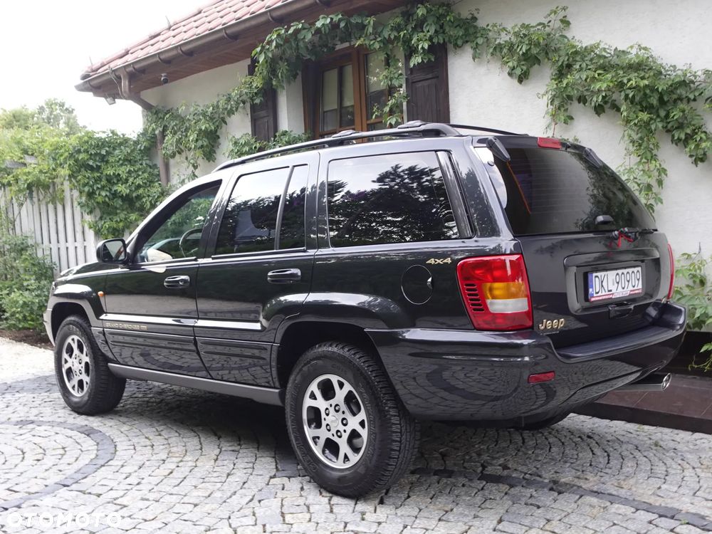 Jeep Grand Cherokee - 8