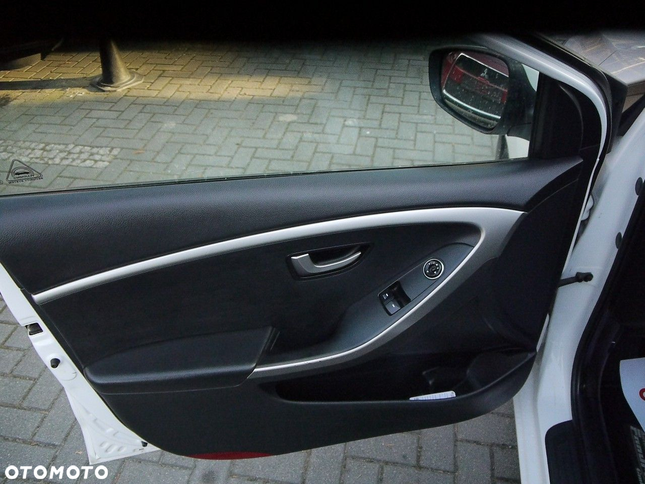 Hyundai i30 1.6 CRDi Comfort - 28