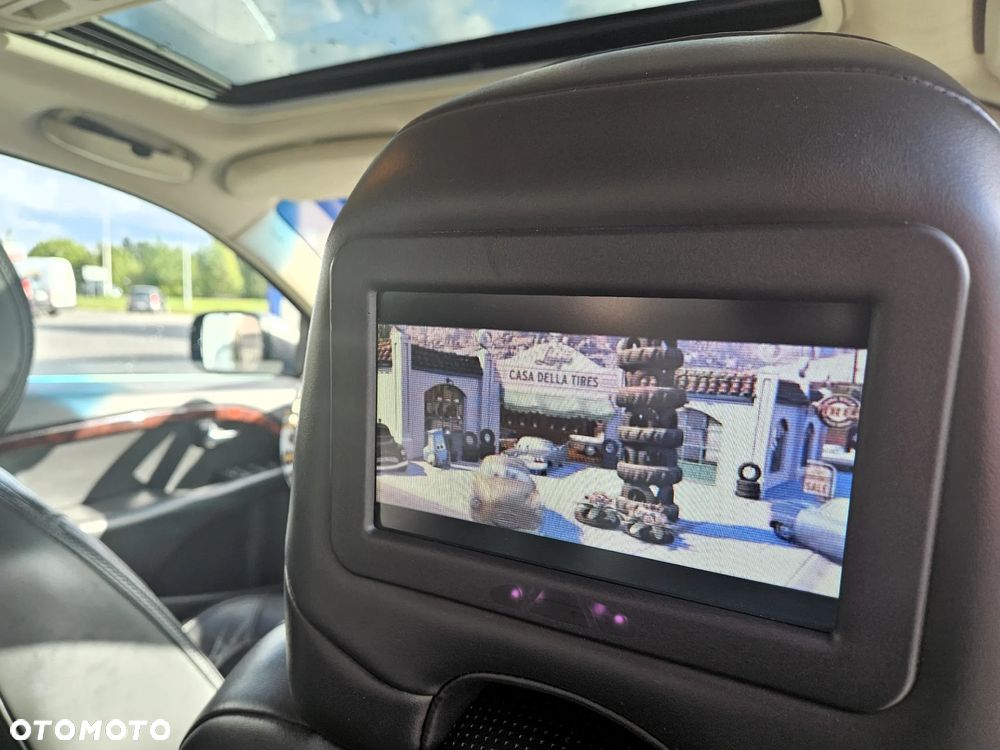 Volvo XC 70 - 22