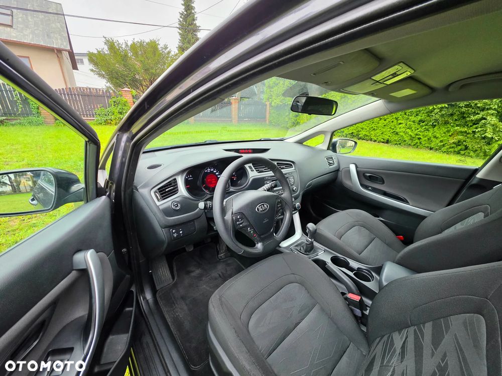 Kia Ceed 1.4 CVVT Attract - 23