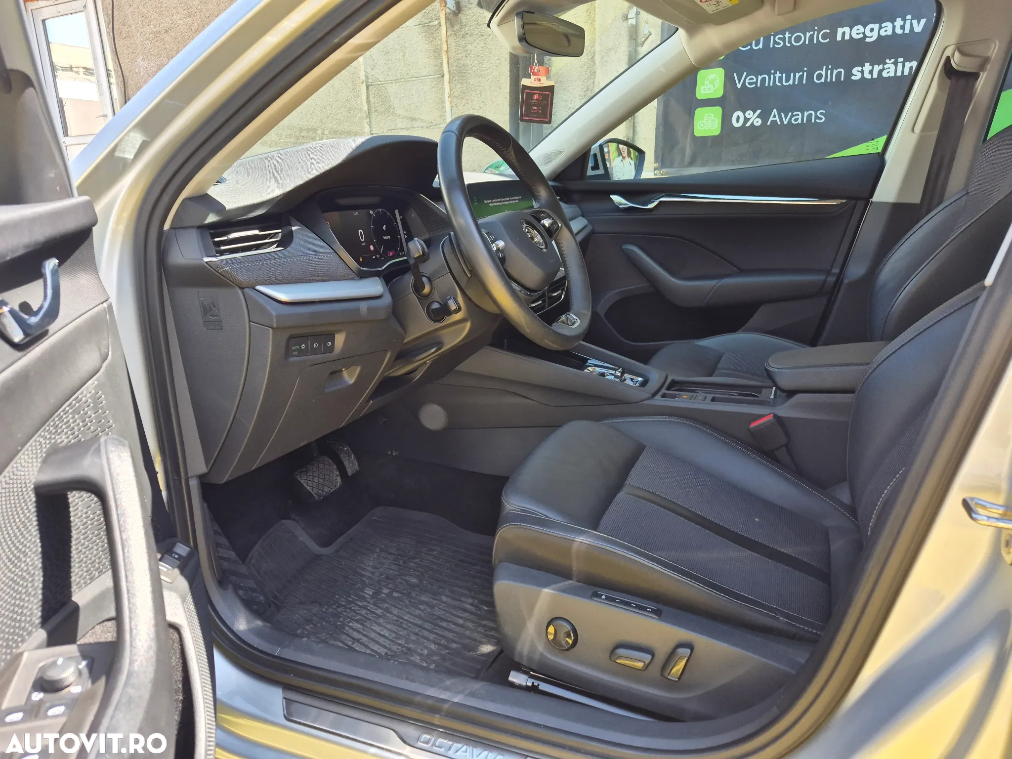 Skoda Octavia 1.4 TSI iV DSG Sportline - 9