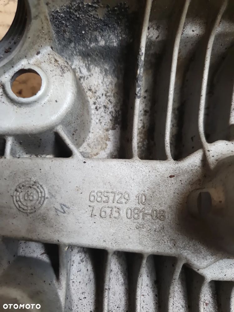 BMW R1200 RT K26 POKRYWA DEKIEL GŁOWICY LEWY 7673081 08 - 5