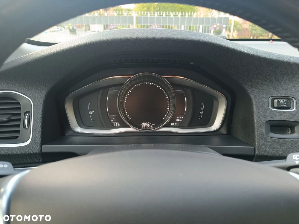 Volvo V60 Cross Country T5 AWD Summum - 19
