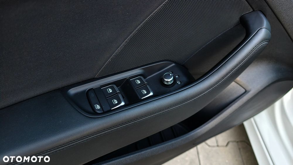 Audi A3 Limousine 1.6 TDI (clean diesel) S line Sportpaket - 31