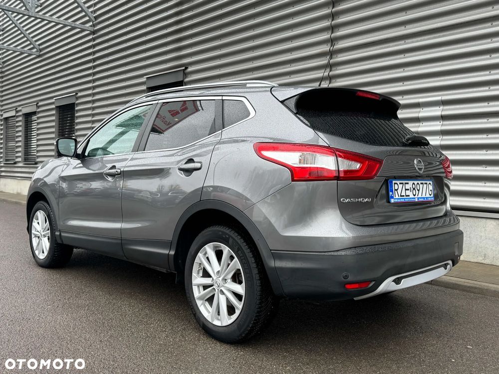 Nissan Qashqai 1.2 DIG-T Tekna EU6 - 7