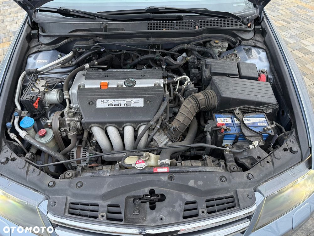 Honda Accord 2.0 i Executive - 23