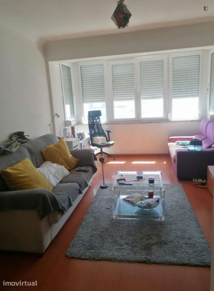 Quarto - localizado em Oeiras Lisbon - Grande imagem: 2/11