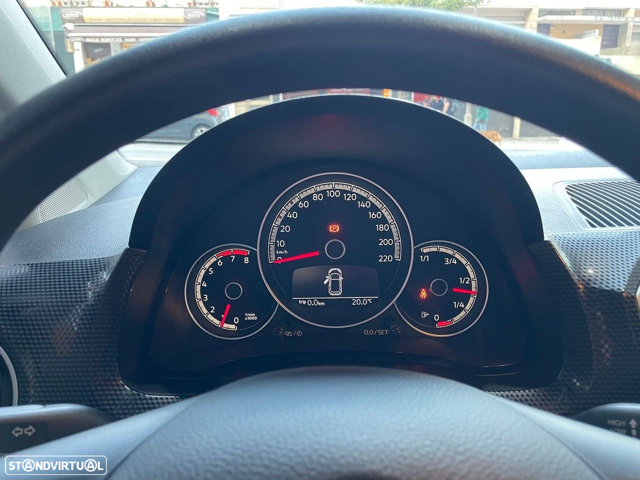 VW Up! 1.0 Move - 12