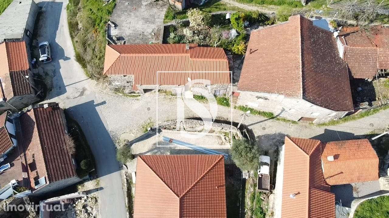 Moradia T2 Venda em Cabril,Montalegre - Grande imagem: 3/40