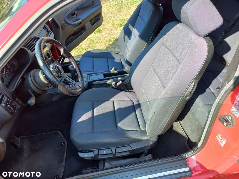 BMW Seria 3 320Ci - 17