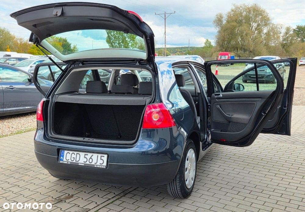 Volkswagen Golf - 25