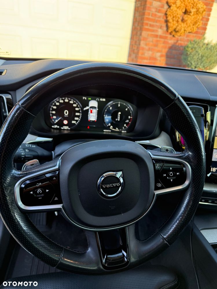 Volvo XC 60 D5 SCR AWD Inscription - 10