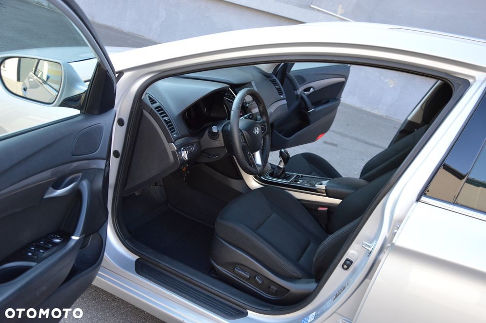 Hyundai i40 - 16