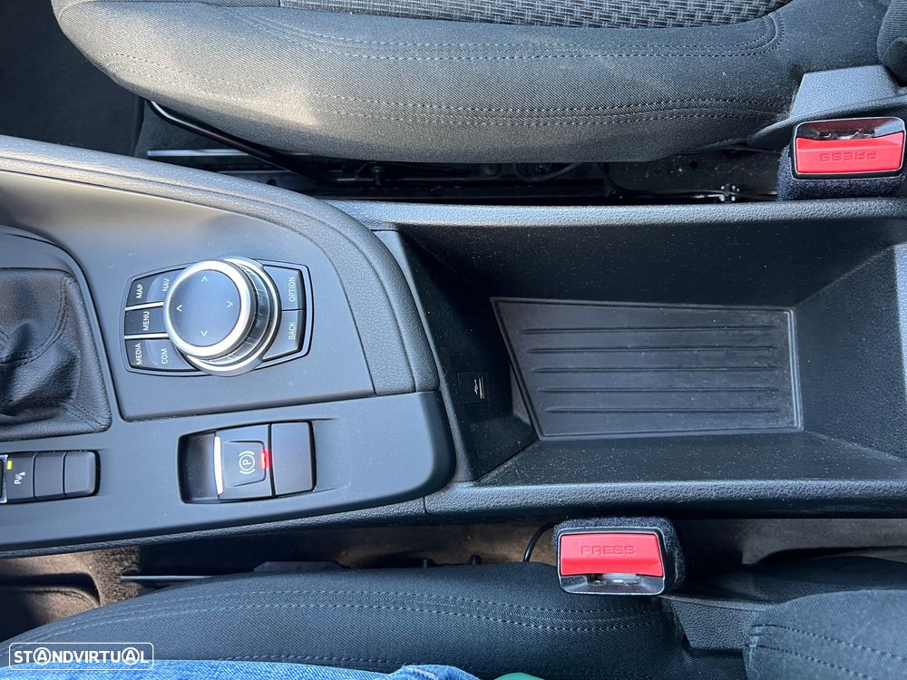 BMW X1 16 d sDrive Corporate Edition Auto - 17