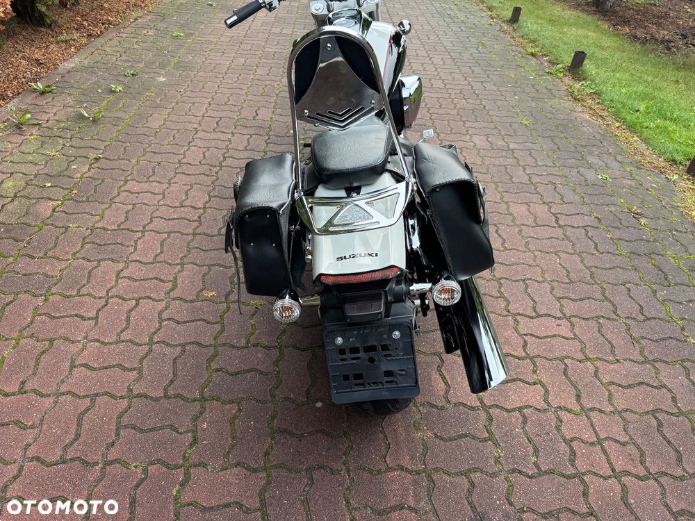 Suzuki Intruder - 5