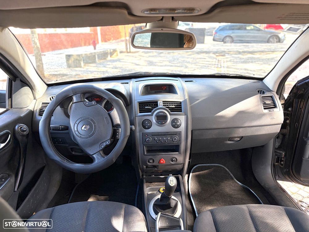 Renault Mégane - 7