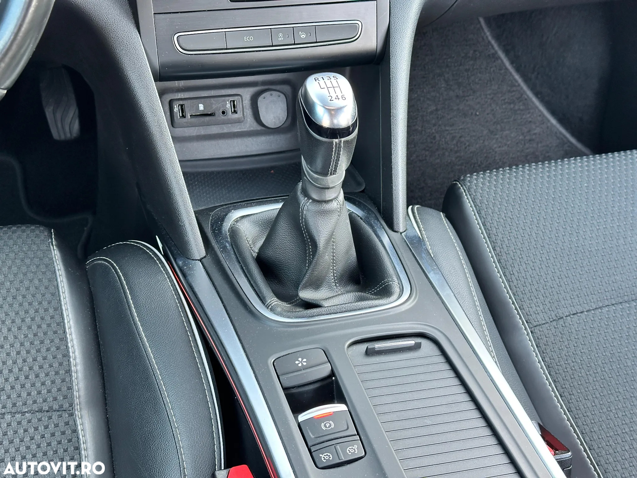 Renault Megane Grandtour ENERGY dCi 110 Start & Stopp Bose Edition - 7