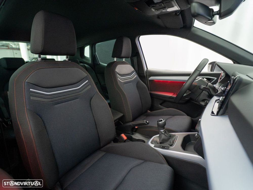SEAT Arona 1.0 TSI FR - 37