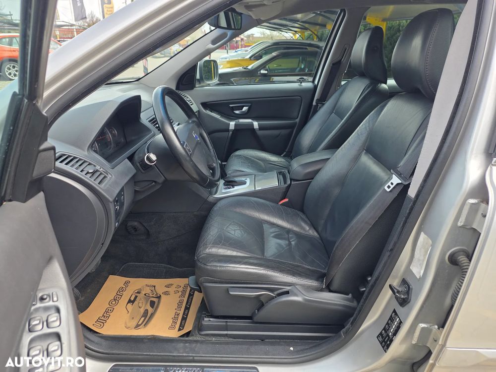 Volvo XC 90 D5 Aut. Momentum - 13